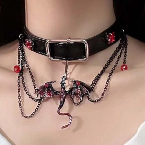 Animal pendant PU leather buckle layered choker necklace
