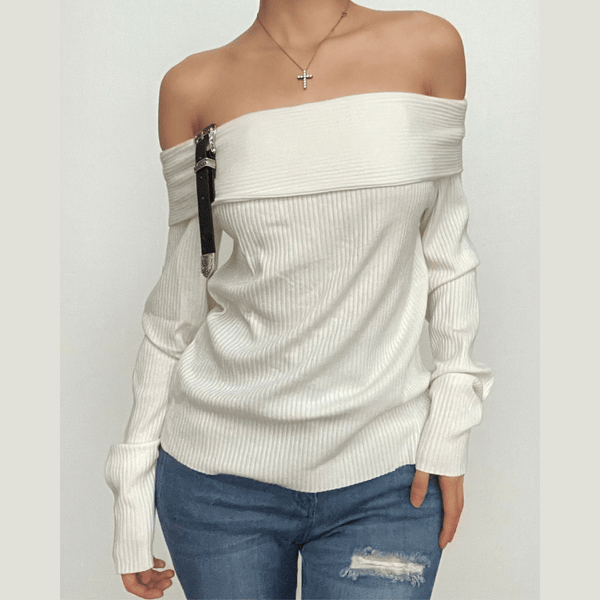 Knitted off shoulder buckle long sleeve solid top