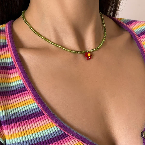 Flower pendant beaded multicolor necklace