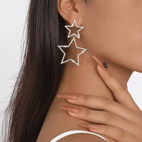 Star pendant rhinestone earrings
