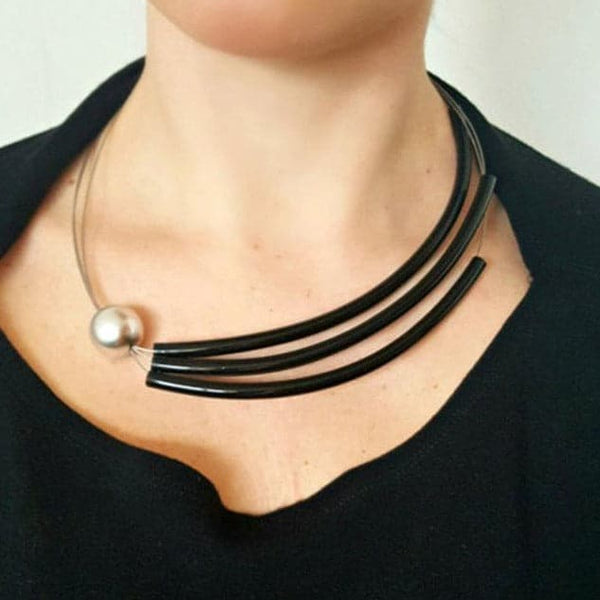Faux pearl layered irregular necklace